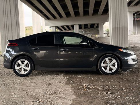 Used 2014 Chevrolet Volt Premium w/ Premium Trim Package image 8