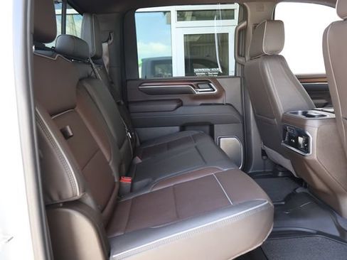 Used 2024 GMC Sierra 2500 Denali w/ Denali Reserve Package AWD/4WD image 22