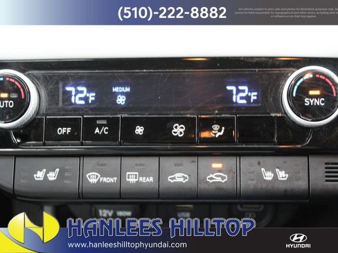 Used 2023 Hyundai Elantra Limited image 24