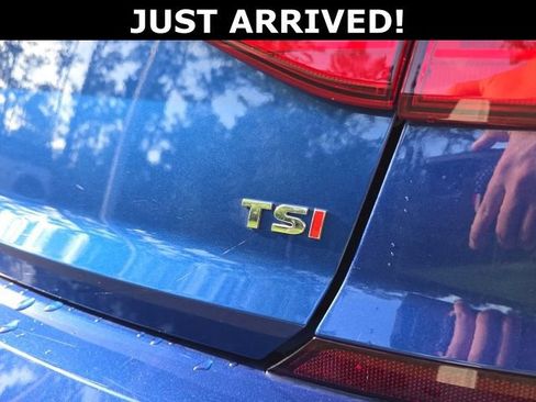 Used 2016 Volkswagen Passat 1.8T SE FWD image 7