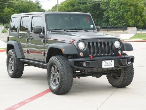 Used 2018 Jeep Wrangler Unlimited Rubicon AWD/4WD image 6