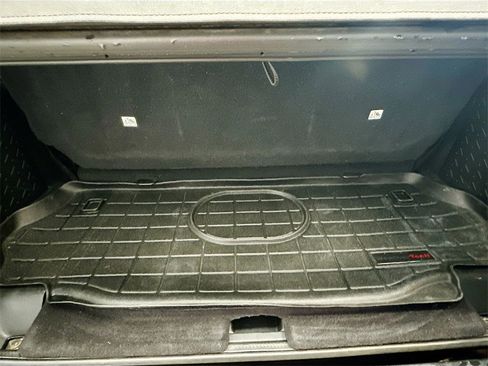 Used 2017 Jeep Wrangler Sport image 22