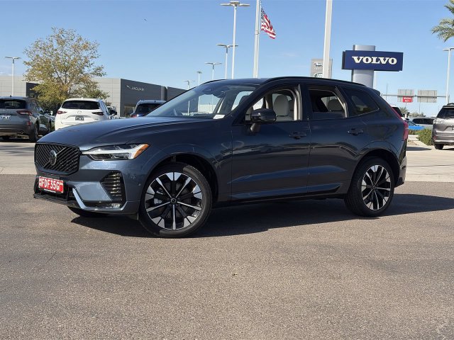 Used 2026 Volvo XC60 B5 Ultra AWD/4WD image 2