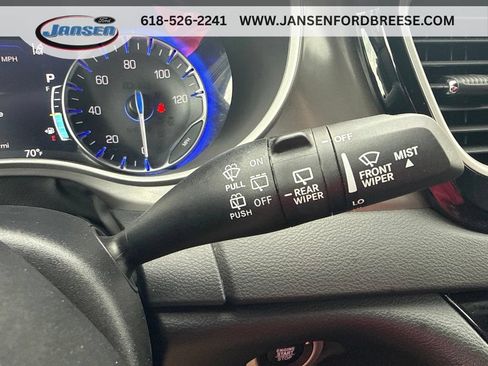 Used 2025 Chrysler Pacifica Select FWD image 18