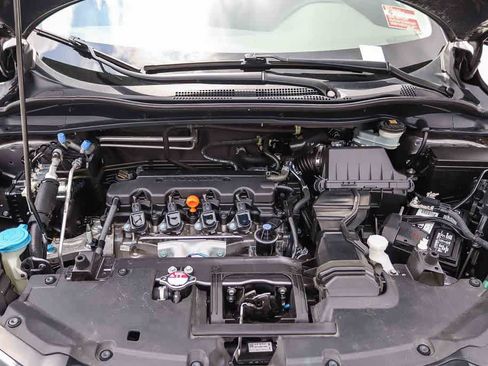 Used 2018 Honda HR-V EX image 29
