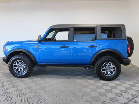 Used 2025 Ford Bronco Badlands AWD/4WD image 5
