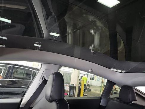 Used 2023 Tesla Model Y Long Range image 15