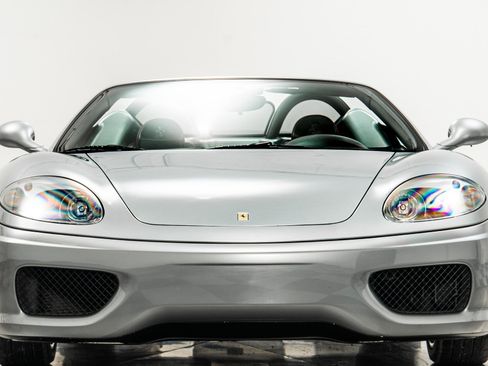 Used 2001 Ferrari 360 Spider image 4