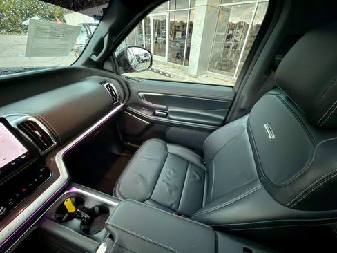 Used 2025 Ford Expedition Max Platinum w/ Stealth Appearance Package AWD/4WD image 32