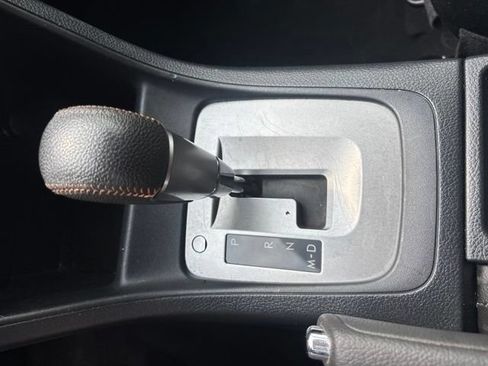 Used 2017 Subaru Crosstrek 2.0i Premium AWD/4WD image 10