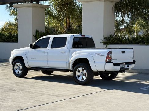 Used 2012 Toyota Tacoma PreRunner w/ TRD Sport Pkg image 2