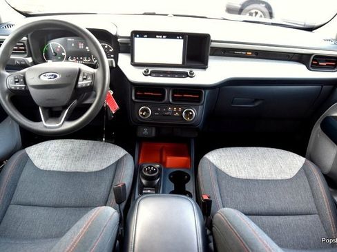 Used 2022 Ford Maverick XLT image 13