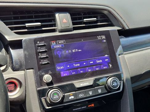 Used 2020 Honda Civic Sport image 21