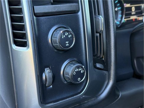 Used 2016 Chevrolet Silverado 2500 LT AWD/4WD image 17