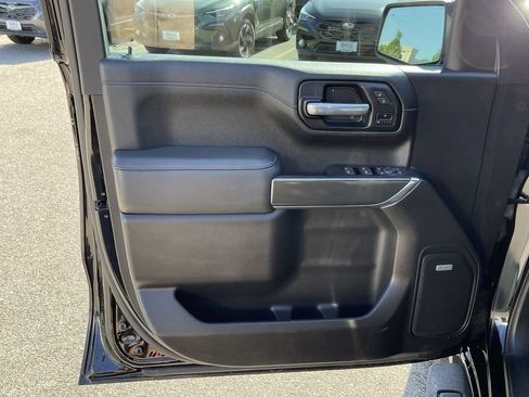 Used 2021 GMC Sierra 1500 AT4 w/ AT4 Premium Package AWD/4WD image 23