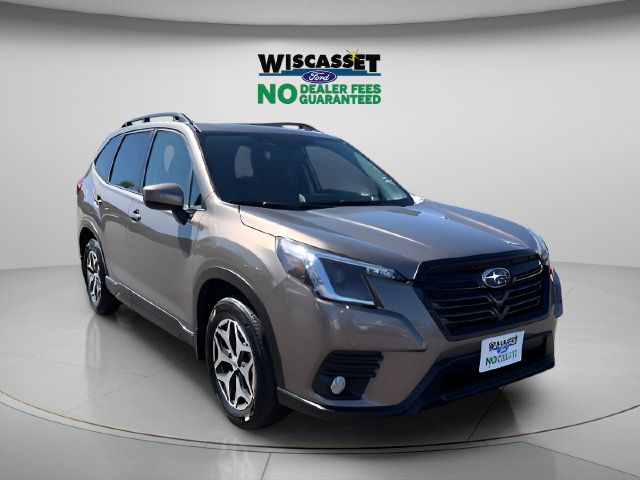 Used 2023 Subaru Forester Premium AWD/4WD image 24