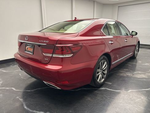 Used 2013 Lexus LS 460 AWD w/ Comfort Pkg image 3