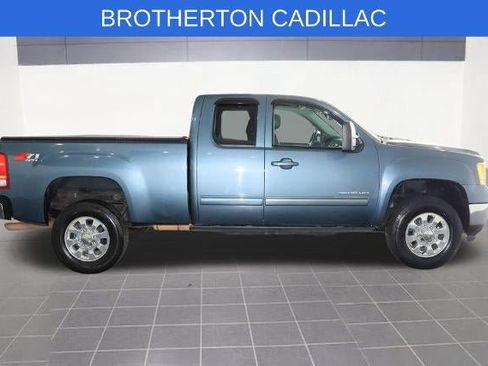 Used 2013 GMC Sierra 2500 SLT w/ SLT Convenience Package AWD/4WD image 9