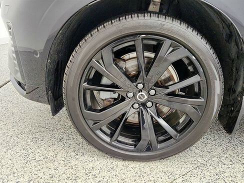 Used 2024 Volvo XC60 T8 Ultimate w/ Protection Package Premier AWD/4WD image 9