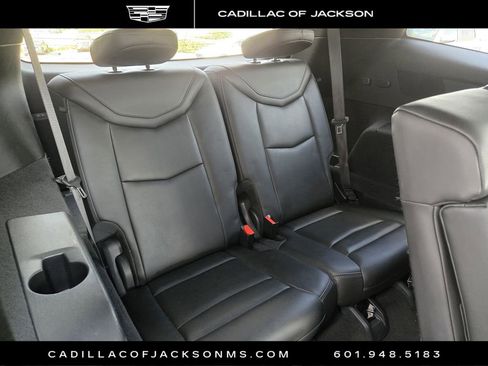 Used 2022 Cadillac XT6 Premium Luxury image 25