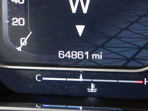 Used 2024 GMC Sierra 2500 SLE image 16