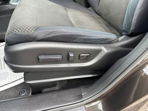 Used 2016 Honda CR-V EX image 24