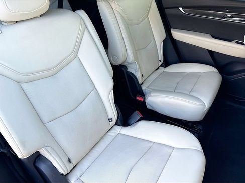 Used 2020 Cadillac XT6 Sport AWD/4WD image 30