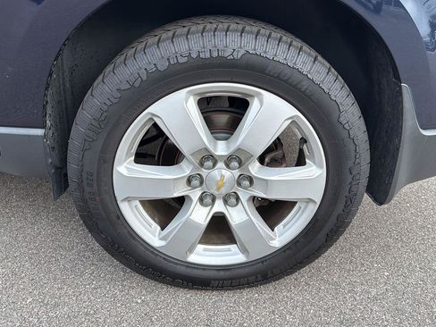 Used 2017 Chevrolet Traverse LT w/ Style and Technology Package FWD image 17