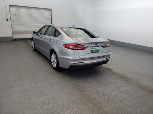 Used 2020 Ford Fusion SE FWD image 5