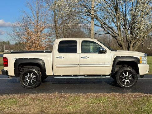 Used 2012 Chevrolet Silverado 1500 LTZ image 4