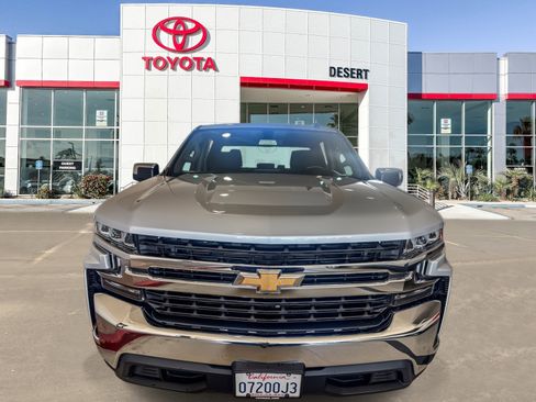 Used 2019 Chevrolet Silverado 1500 LT w/ All-Star Edition RWD image 2
