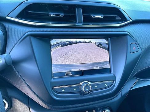 Used 2023 Chevrolet TrailBlazer RS FWD image 18