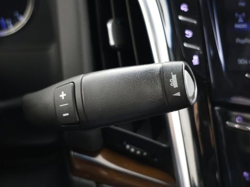 Used 2020 Cadillac Escalade Luxury AWD/4WD image 6
