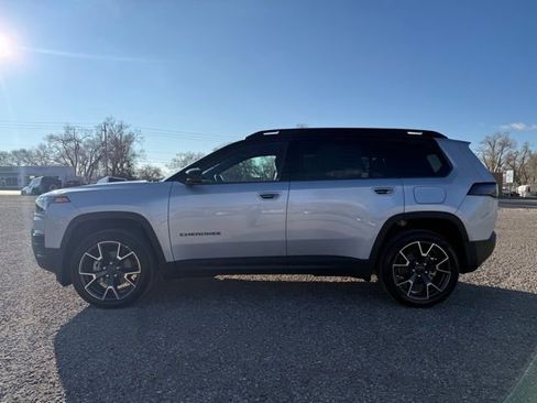 New 2026 Jeep Cherokee Overland AWD/4WD image 4
