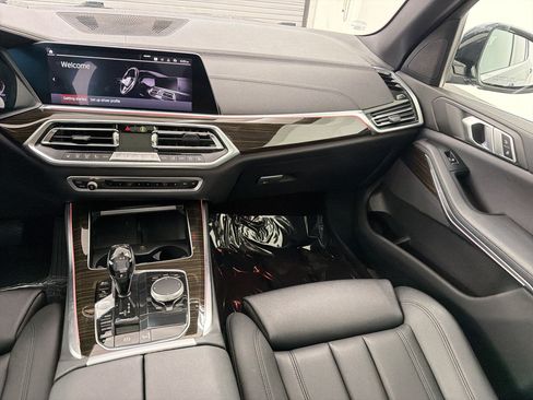 Used 2019 BMW X5 xDrive40i w/ Premium Package 2 AWD/4WD image 28