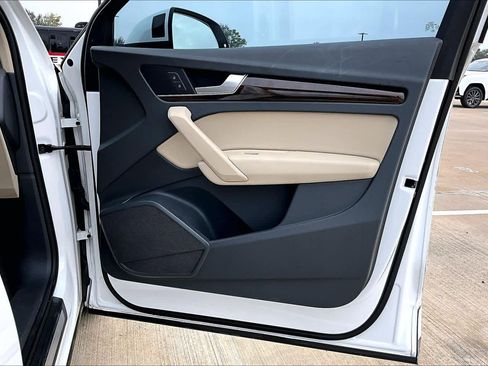 Used 2018 Audi Q5 Premium Plus image 23