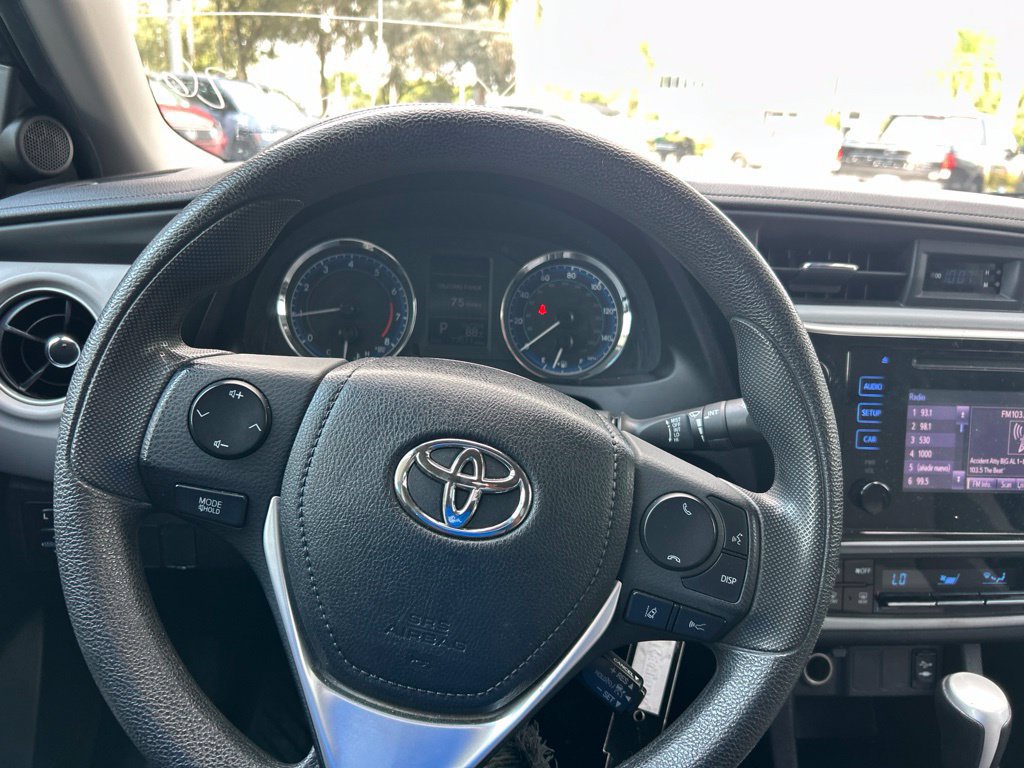 Used 2019 Toyota Corolla LE FWD image 10