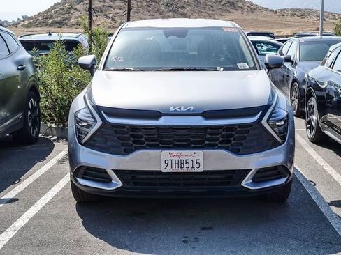 Certified 2025 Kia Sportage LX FWD image 5