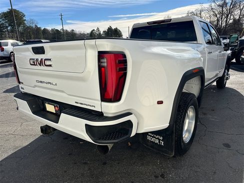 Used 2024 GMC Sierra 3500 Denali w/ Denali Reserve Package image 6