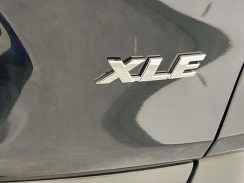 Used 2025 Toyota RAV4 XLE w/ Convenience Package image 11