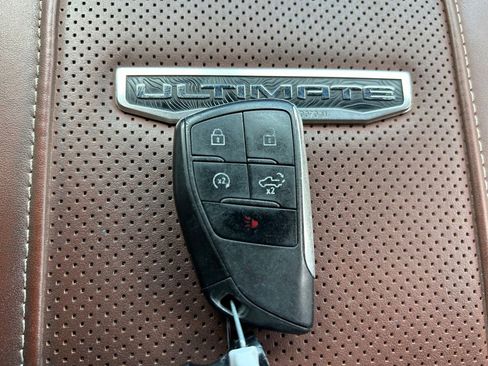 Used 2024 GMC Sierra 3500 Denali Ultimate AWD/4WD image 47