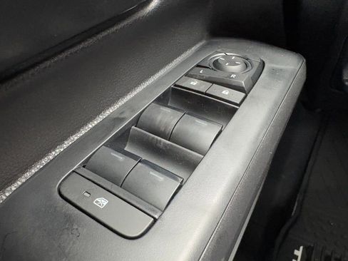 New 2025 Toyota Tacoma SR5 image 15