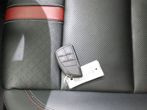 Certified 2024 Chevrolet Traverse RS image 21