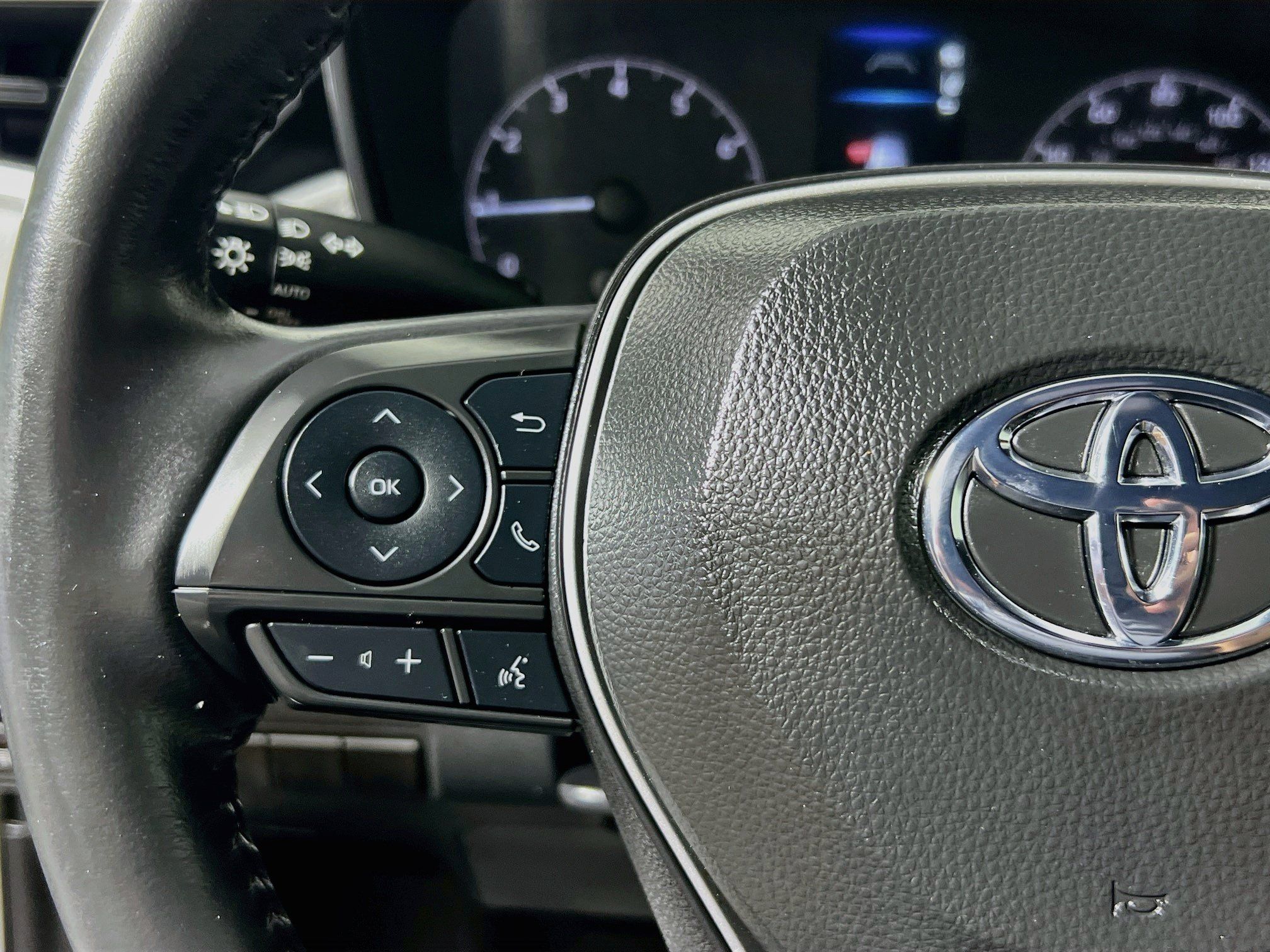 Used 2024 Toyota Corolla SE FWD image 18
