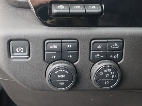 Used 2024 Chevrolet Silverado 2500 High Country w/ Midnight Edition image 32