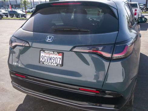 Used 2024 Honda HR-V EX-L image 8