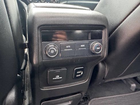 Used 2018 GMC Acadia SLT AWD/4WD image 19