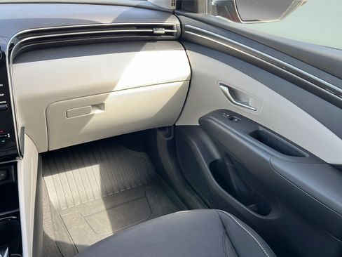 Certified 2024 Hyundai Tucson SEL FWD image 16