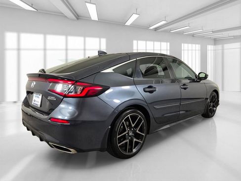Used 2022 Honda Civic Sport Touring image 8