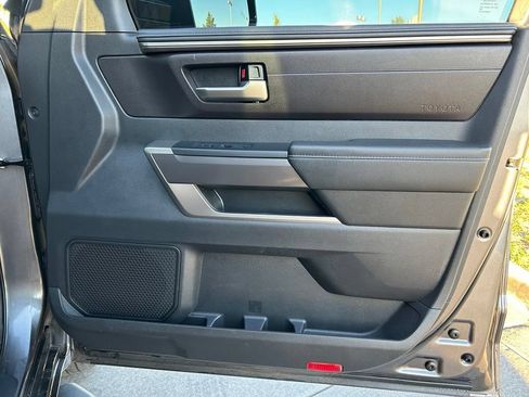 Used 2025 Toyota Tundra SR5 w/ SR5 Premium Package AWD/4WD image 30